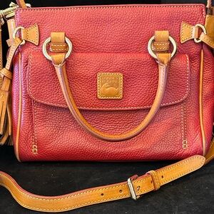 2009 Vintage Dooney & Bourke Red and Tan Satchel/Crossbody